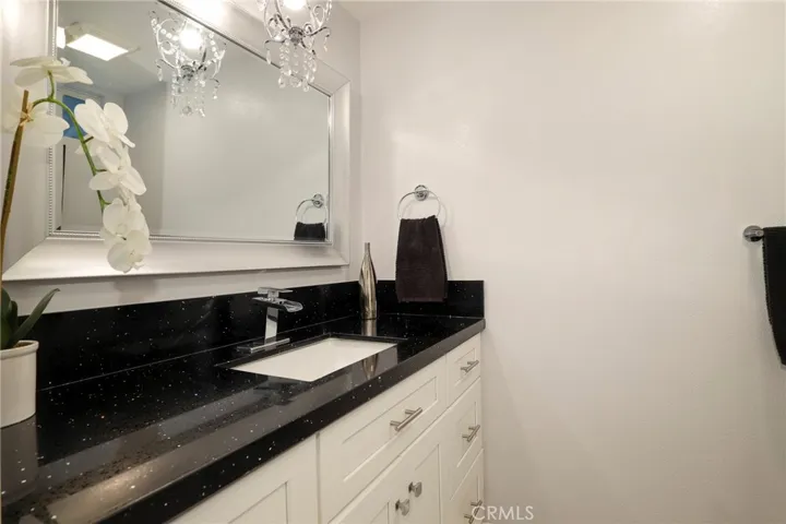 18942 Lassen Street, Northridge, California 91324