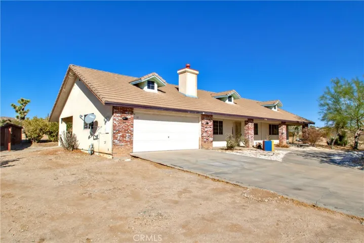 5320 Yucca Mesa Road, Yucca Valley, California 92284