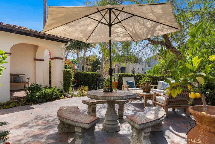 901 East 37th Street, Long Beach, California 90807