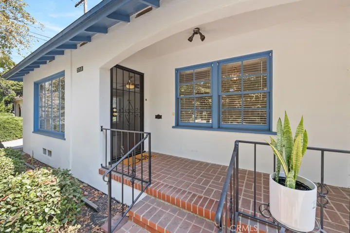 901 East 37th Street, Long Beach, California 90807