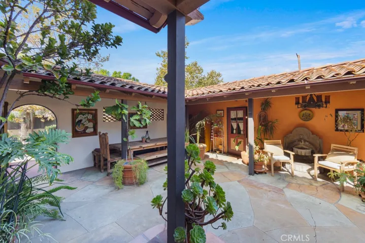 901 East 37th Street, Long Beach, California 90807