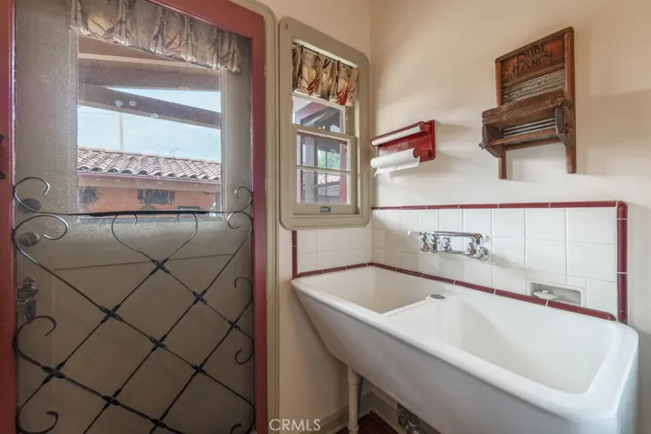 utility sink in laundry