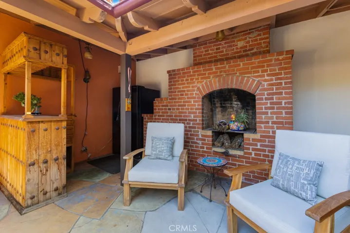 901 East 37th Street, Long Beach, California 90807