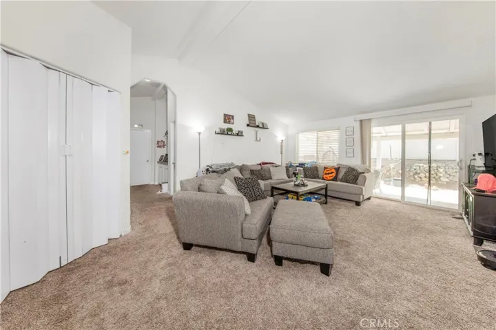 33510 Mill Pond Drive, Wildomar, California 92595