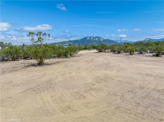 576 Derby Way, Aguanga, California 92536