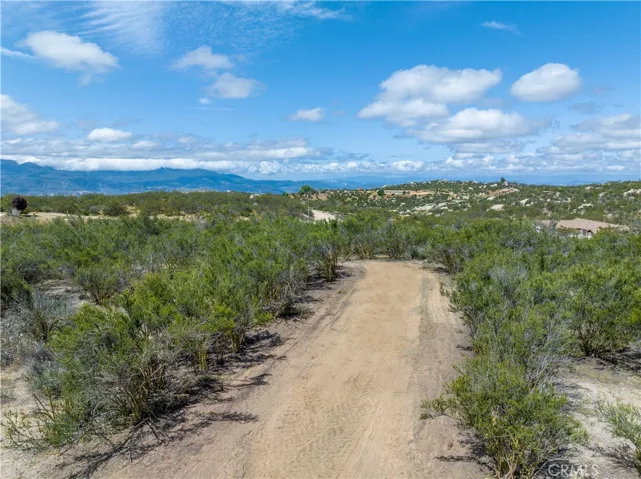 576 Derby Way, Aguanga, California 92536