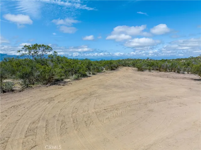 576 Derby Way, Aguanga, California 92536