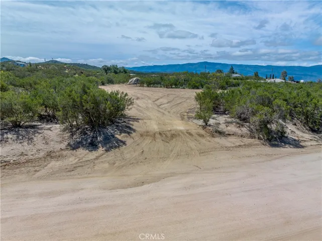 576 Derby Way, Aguanga, California 92536