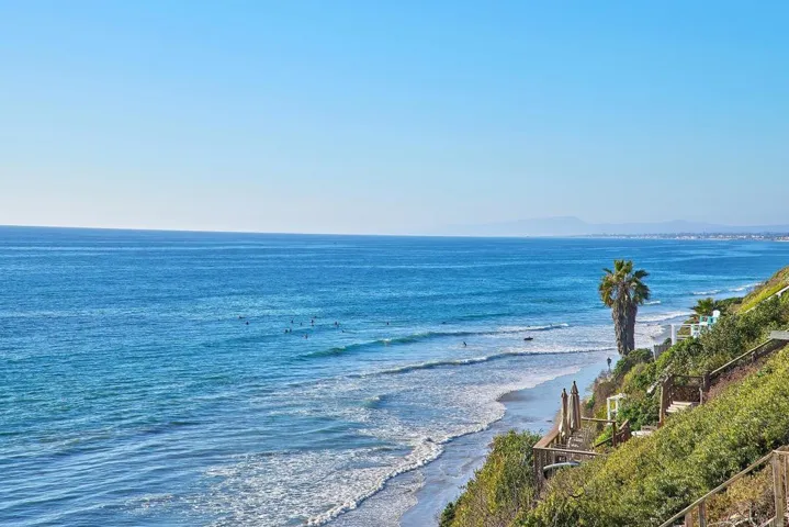 1472 Neptune Avenue, Encinitas, California 92024