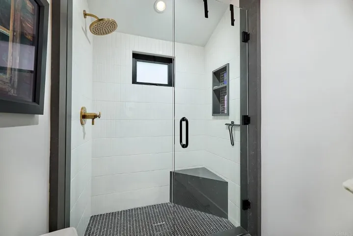 1472 Neptune Avenue, Encinitas, California 92024