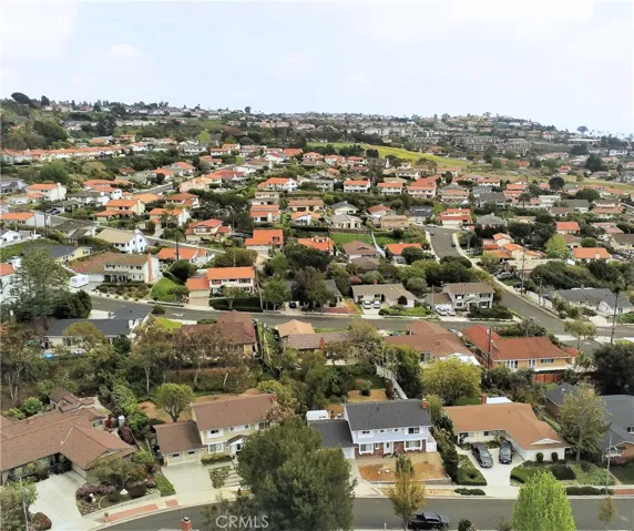 28749 Cedarbluff Drive, Rancho Palos Verdes, California 90275