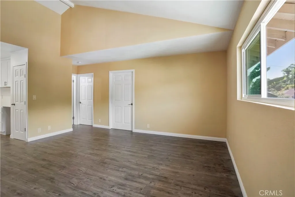 1003 - 1001 W Myrtle Street, Santa Ana, California 92703 home-pic-21