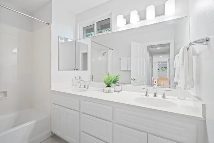 14898 Clara Street, Los Gatos, California 95032