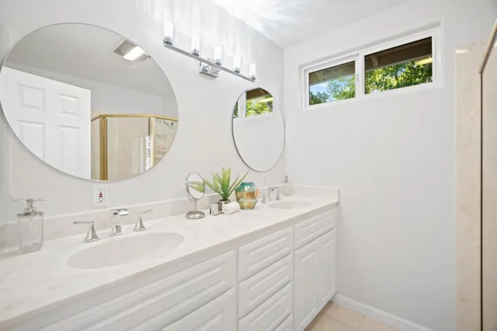 14898 Clara Street, Los Gatos, California 95032
