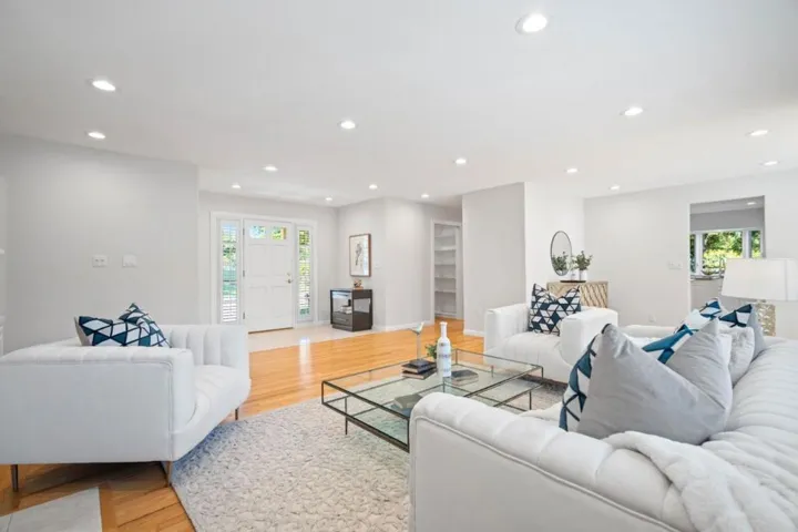 14898 Clara Street, Los Gatos, California 95032