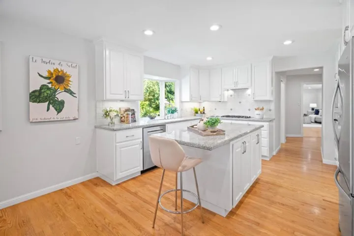 14898 Clara Street, Los Gatos, California 95032