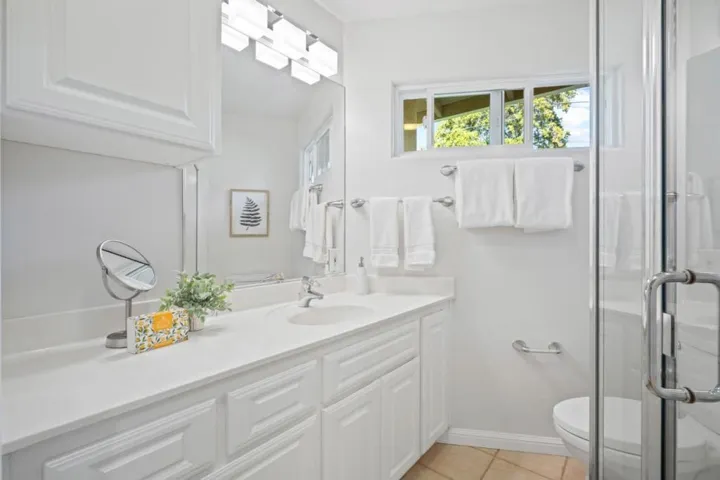 14898 Clara Street, Los Gatos, California 95032