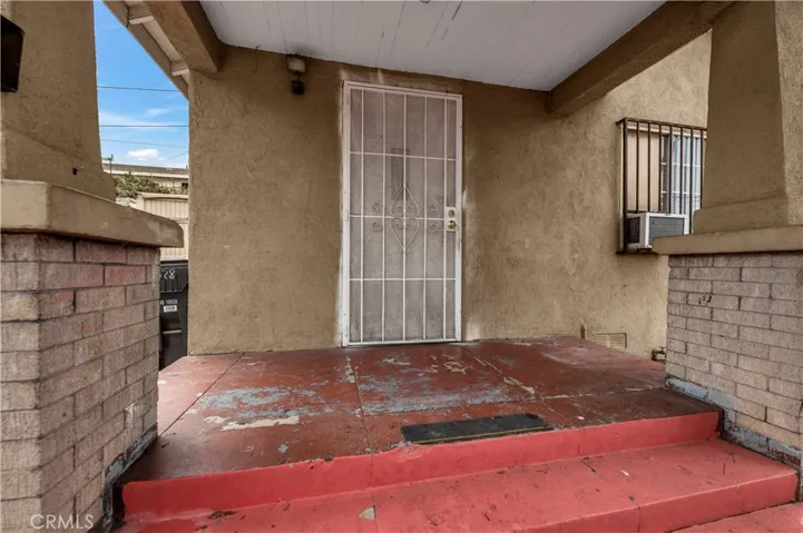 1528 E 15th Street, Long Beach, California 90813