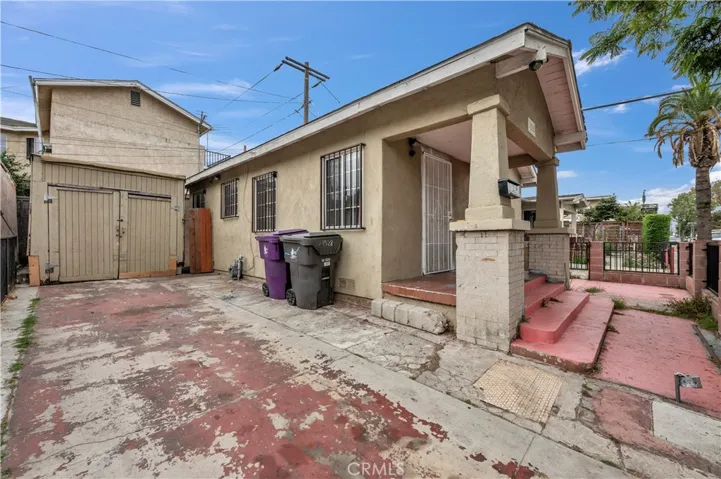 1528 E 15th Street, Long Beach, California 90813