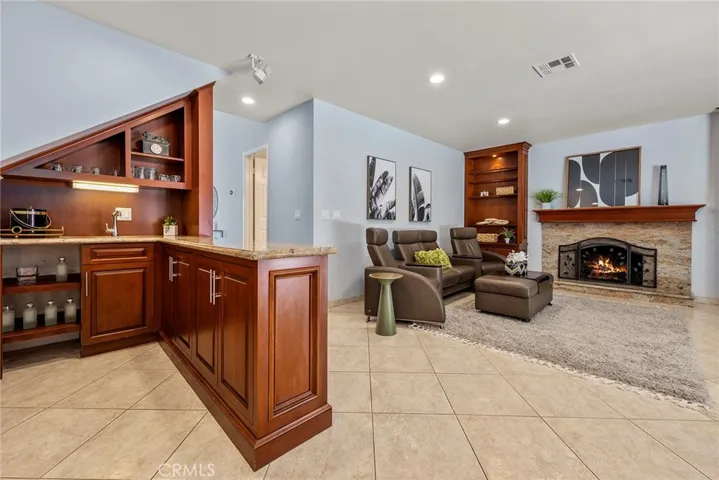 18962 Gordon Lane, Yorba Linda, California 92886