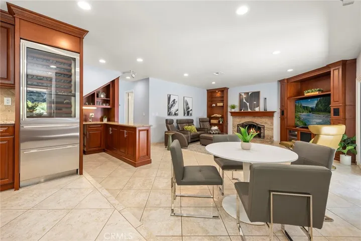 18962 Gordon Lane, Yorba Linda, California 92886