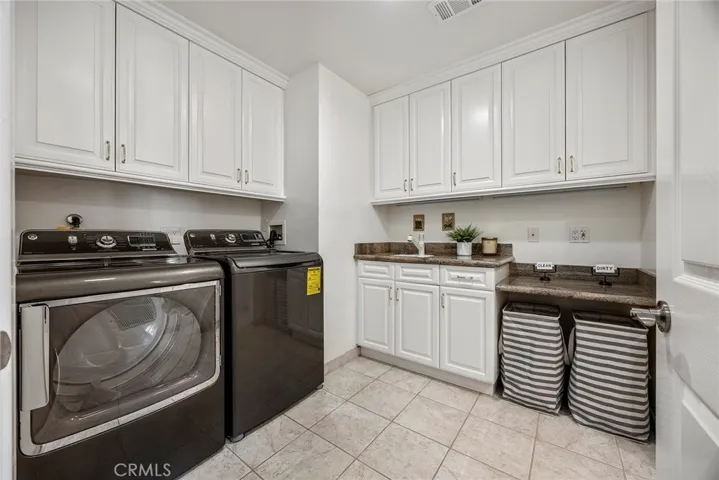 18962 Gordon Lane, Yorba Linda, California 92886