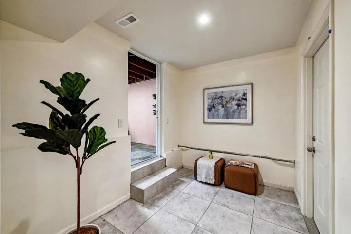 90 Whitney Street, San Francisco, California 94131