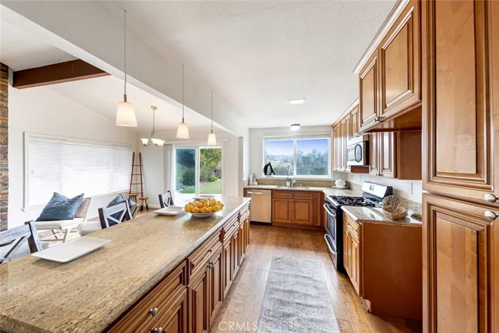 6730 Verde Ridge Road, Rancho Palos Verdes, California 90275