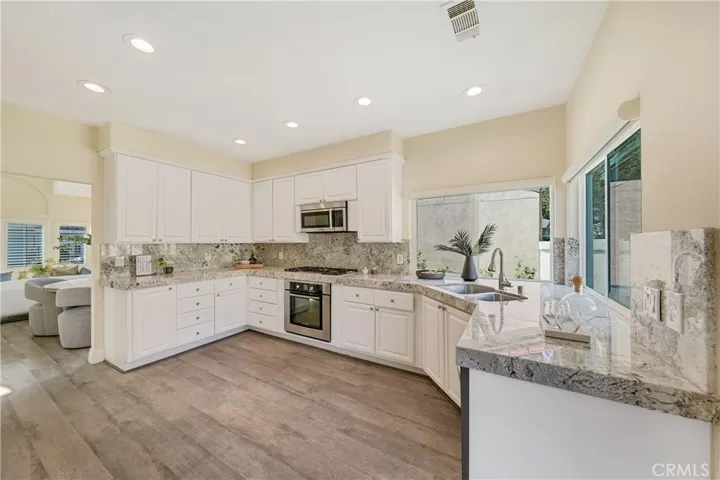 2916 Corte Portofino, Newport Beach, California 92660