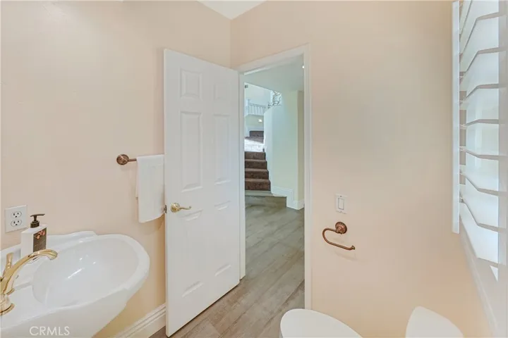 2916 Corte Portofino, Newport Beach, California 92660