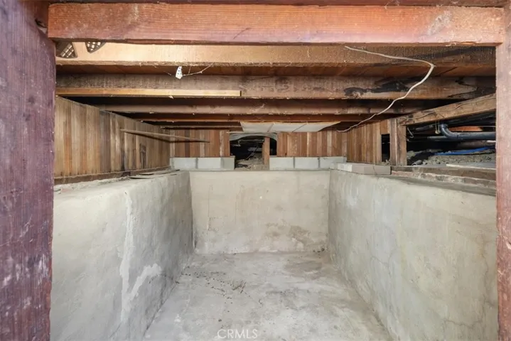 910 S Joy Street, Corona, California 92879