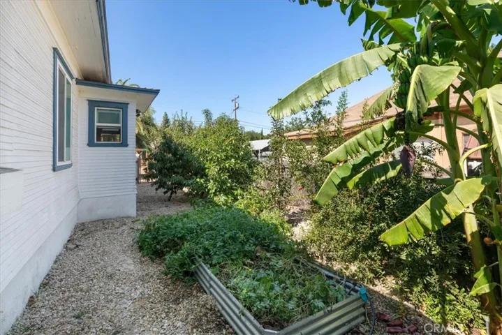 910 S Joy Street, Corona, California 92879