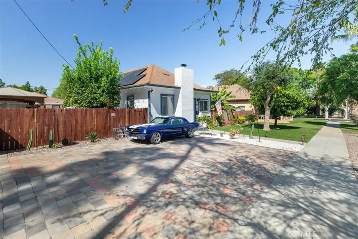 910 S Joy Street, Corona, California 92879