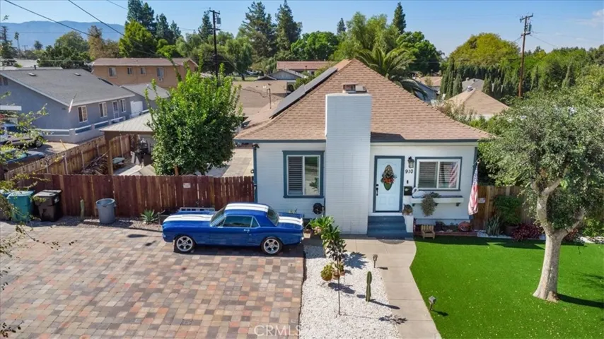 910 S Joy Street, Corona, California 92879