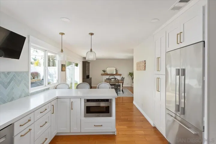 3805 Carnegie Drive, Oceanside, California 92056