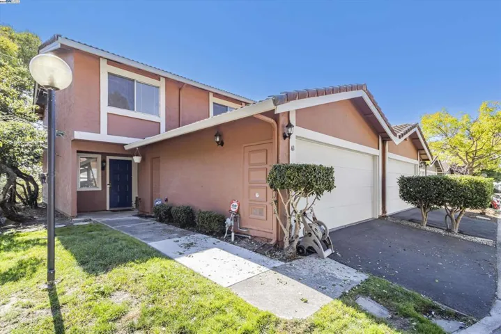 41 Chimney Rock, Oakland, California 94605