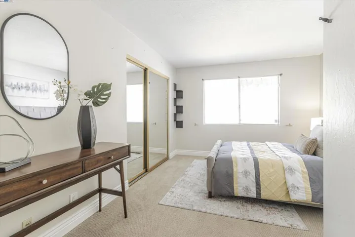 41 Chimney Rock, Oakland, California 94605