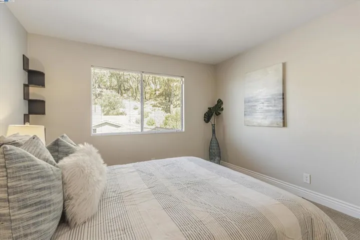 41 Chimney Rock, Oakland, California 94605