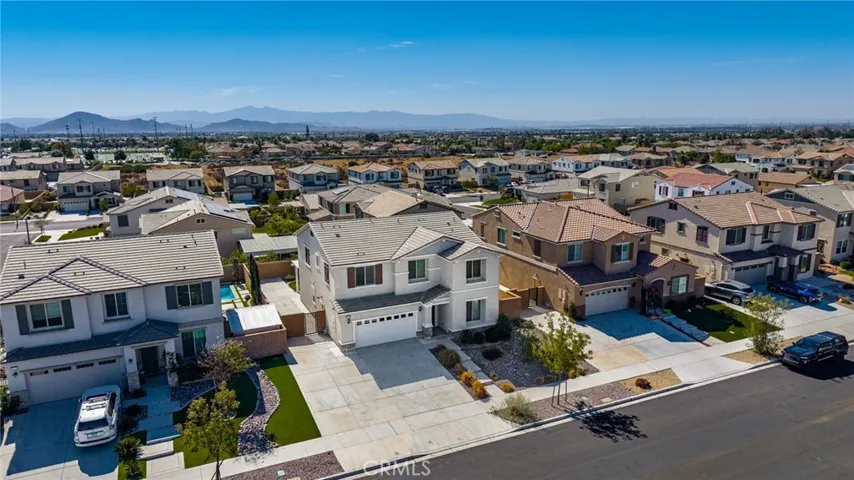 16009 Pitzer Street, Fontana, California 92336