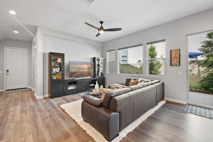 493 Village Greens Way, San Marcos, California 92078