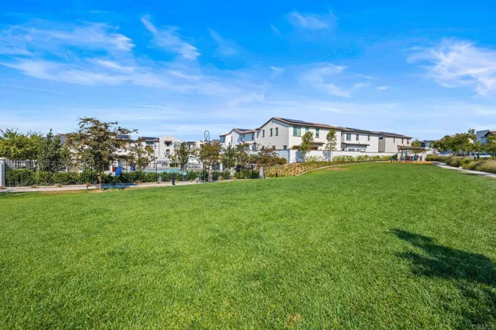 493 Village Greens Way, San Marcos, California 92078