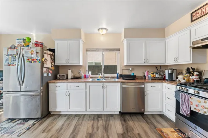 41305 Ladd Court, Hemet, California 92544
