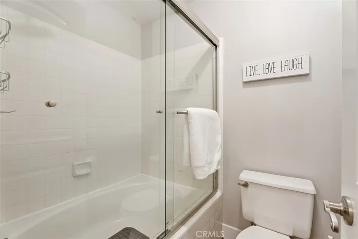 Master Bath Room