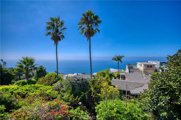 865 La Mirada Street, Laguna Beach, California 92651