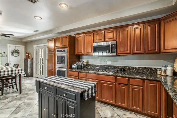 12521 Ruth Lane, Yucaipa, California 92399