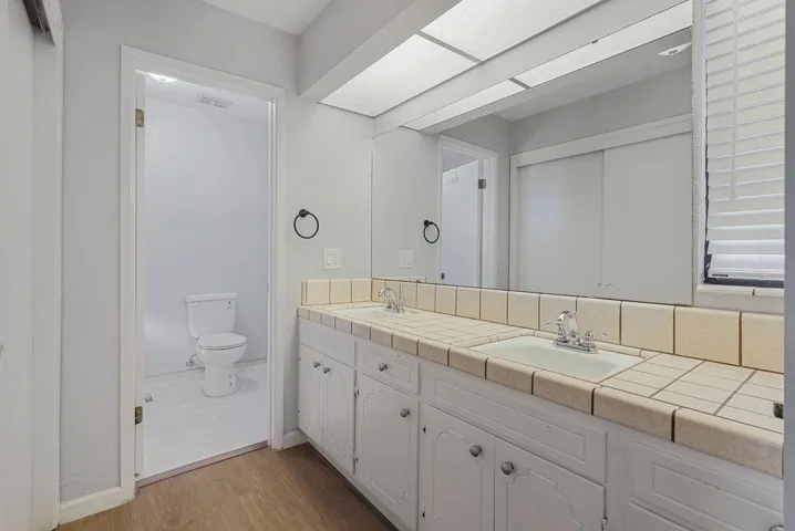 330 Donnas Lane, Hollister, California 95023