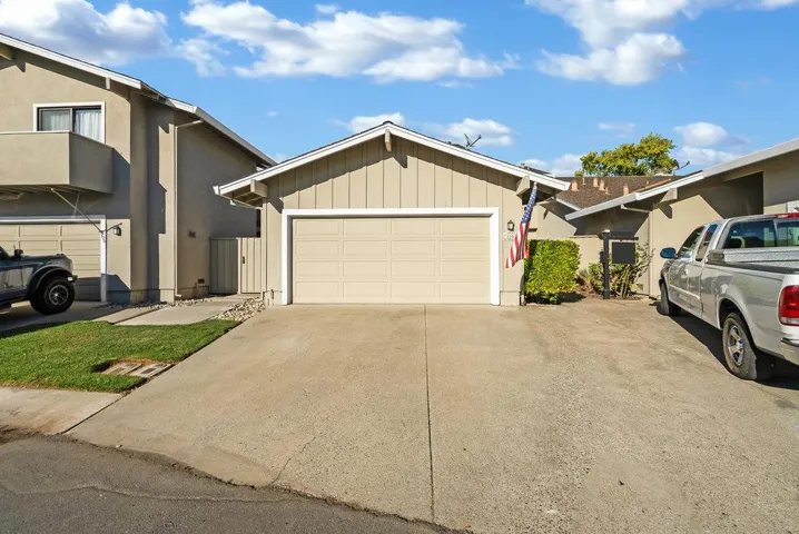 330 Donnas Lane, Hollister, California 95023