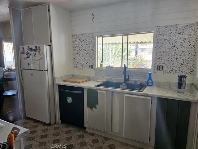 2751 Reche Canyon Road 202, Colton, California 92324