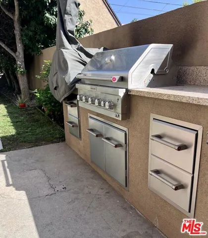 374 S La Jolla Avenue, Los Angeles, California 90048