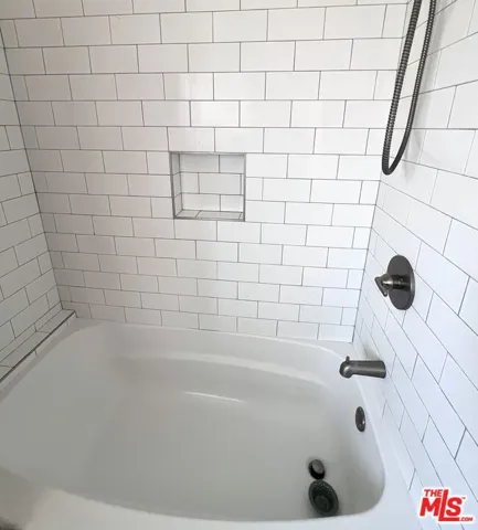 374 S La Jolla Avenue, Los Angeles, California 90048
